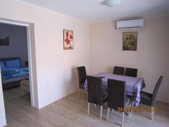 Апартаменты Villa Helen Доньи-Столив-18